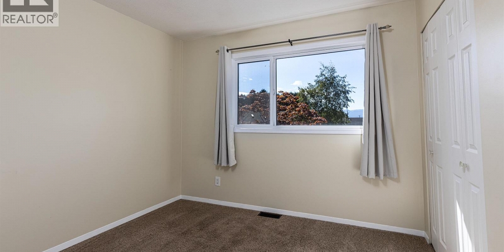 4732 BOLTON AVENUE Terrace Photo 10
