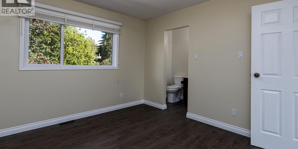4732 BOLTON AVENUE Terrace Photo 13