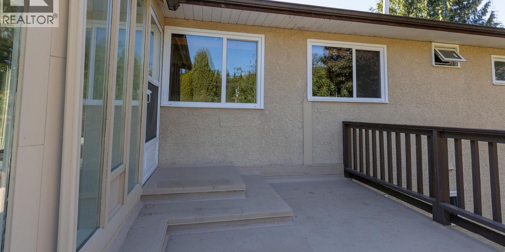 4732 BOLTON AVENUE Terrace Photo 28