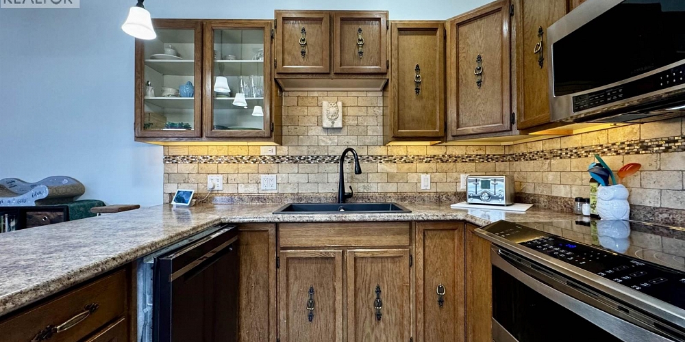 284 CRESTVIEW DRIVE Prince Rupert Photo 12