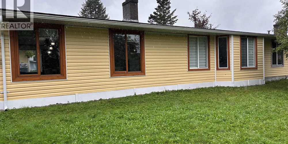 29 PLOVER STREET Kitimat Photo 18