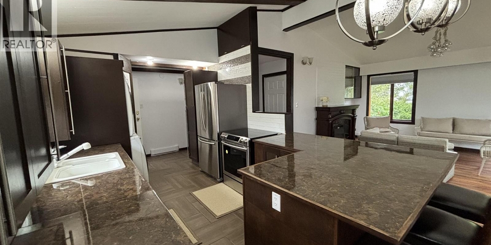 29 PLOVER STREET Kitimat Photo 4