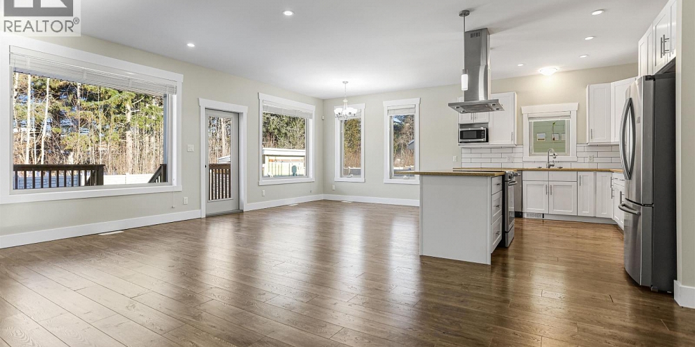 52 BLACKBERRY STREET Kitimat Photo 5