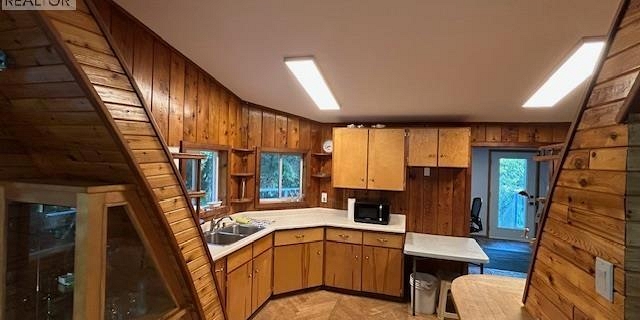 593 BEACH ROAD Skidegate/sandspit Photo 7