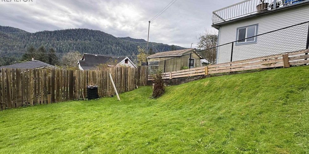 723 W 6TH AVENUE Prince Rupert Photo 35