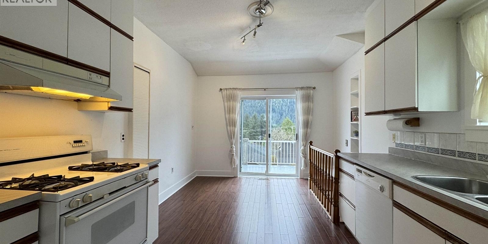 723 W 6TH AVENUE Prince Rupert Photo 9