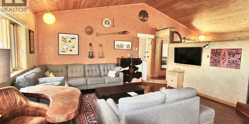 31790 16 HIGHWAY Daajing Giids City Photo 18