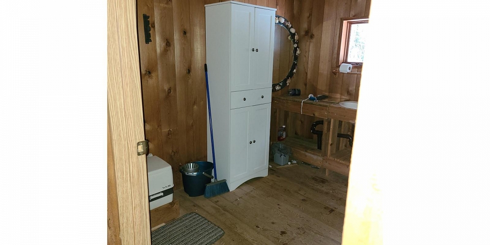 19829 16 HIGHWAY Terrace Photo 5