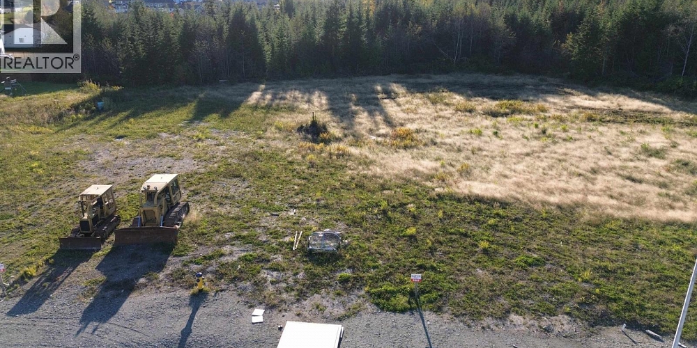 235 WAKITA STREET Kitimat Photo 6