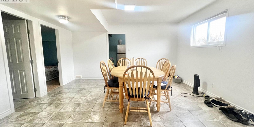 1619 JAMAICA AVENUE Prince Rupert Photo 10