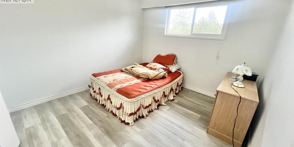 1619 JAMAICA AVENUE Prince Rupert Photo 17