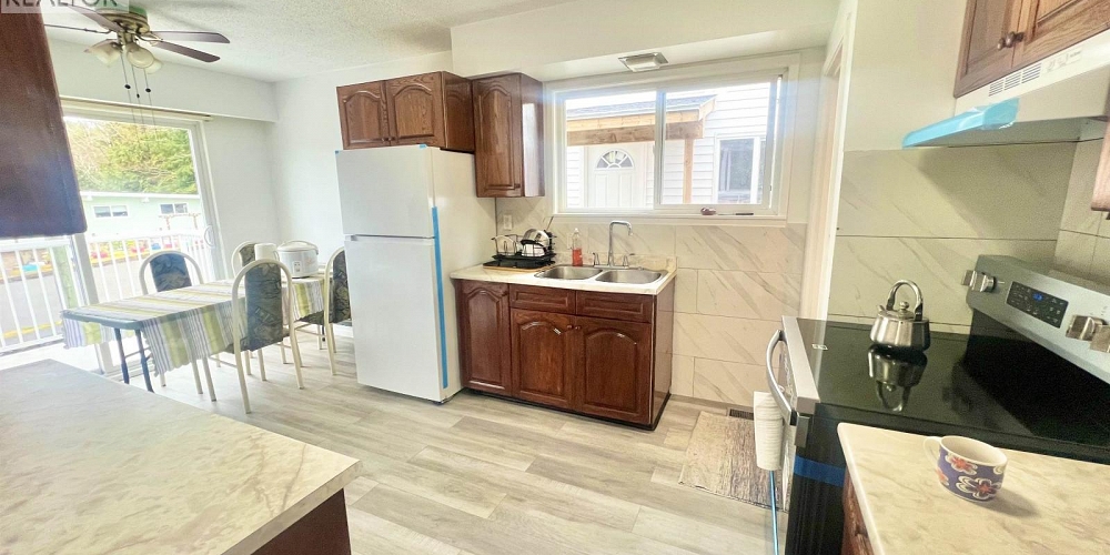 1619 JAMAICA AVENUE Prince Rupert Photo 5