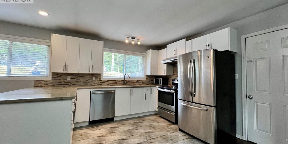 897-899 SUMMIT AVENUE Prince Rupert Photo 9