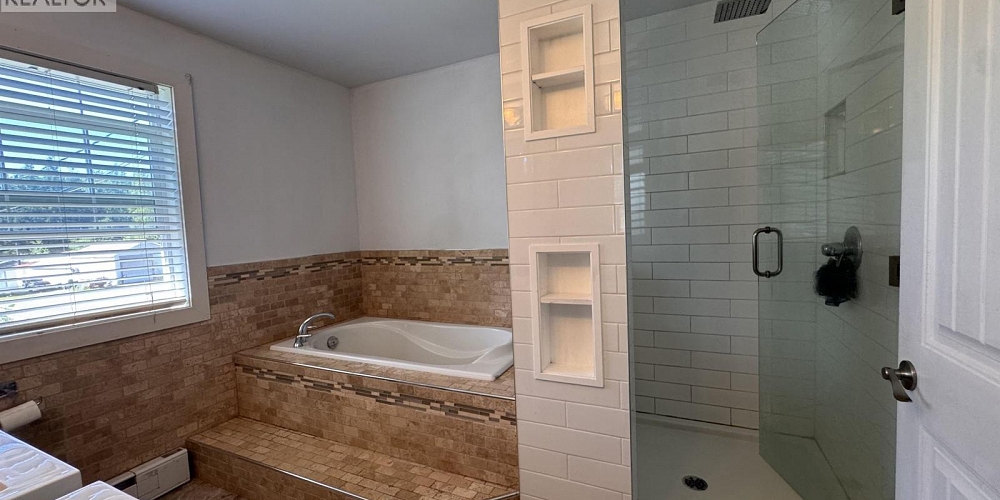 2630 CLARK STREET Terrace Photo 24