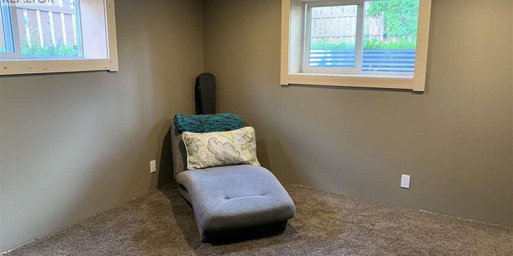 2630 CLARK STREET Terrace Photo 26