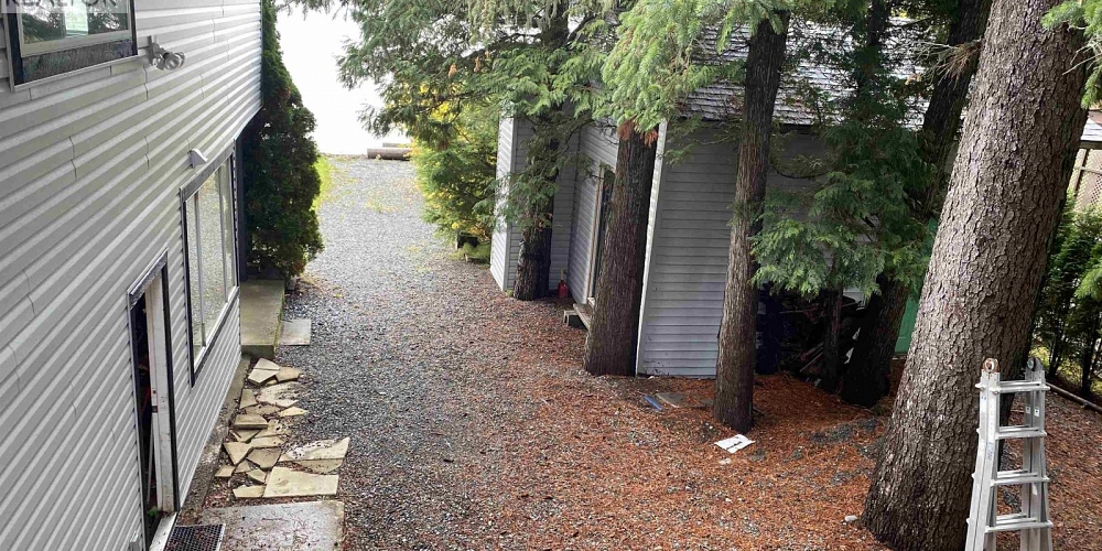 4519 BEAM STATION ROAD Terrace Photo 34