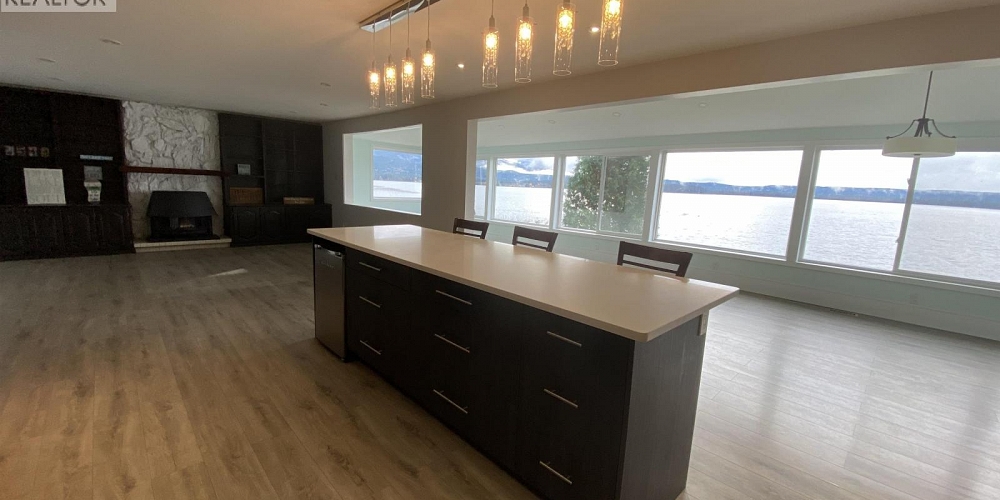 4519 BEAM STATION ROAD Terrace Photo 7