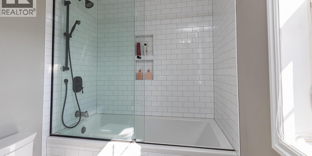 1920 LAUREL STREET Terrace Photo 21