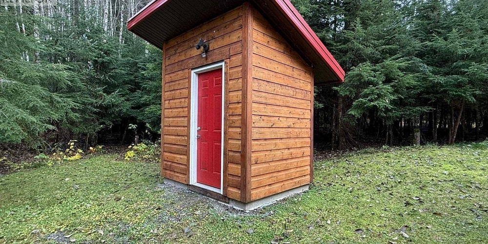 16398 16 HIGHWAY Terrace Photo 31