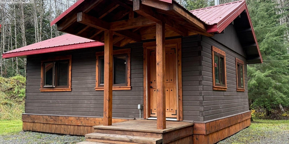 16398 16 HIGHWAY Terrace Photo 4