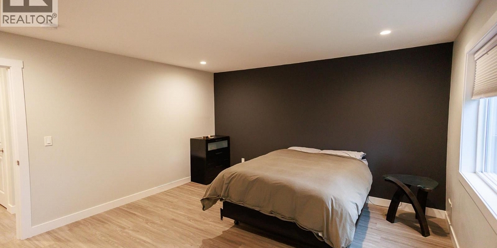 5223 SMITH AVENUE Terrace Photo 21