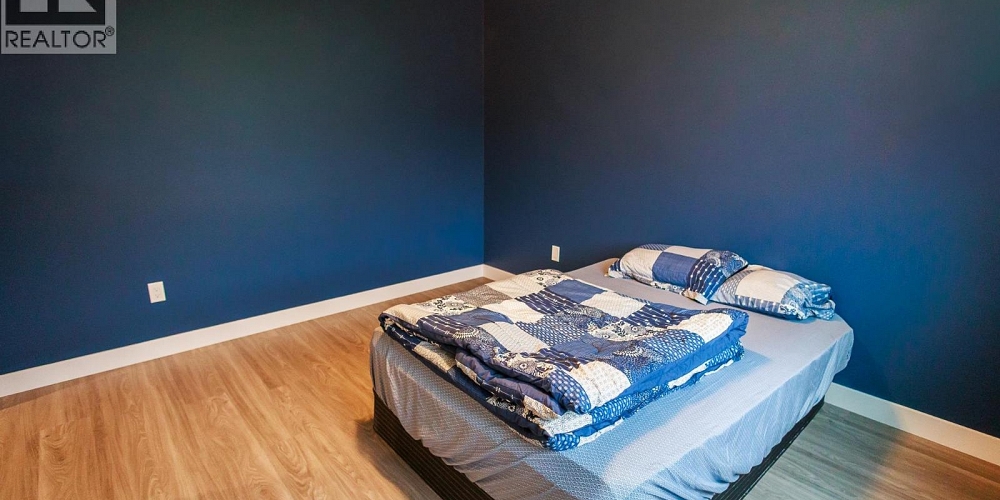 5223 SMITH AVENUE Terrace Photo 26