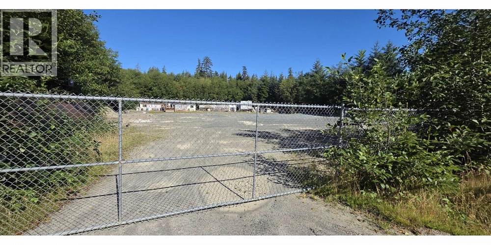 1480 OLD BEACH ROAD Masset Photo 5