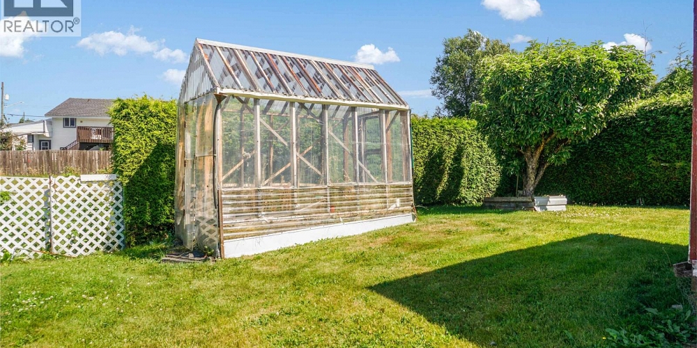 89 MALLARD STREET Kitimat Photo 17