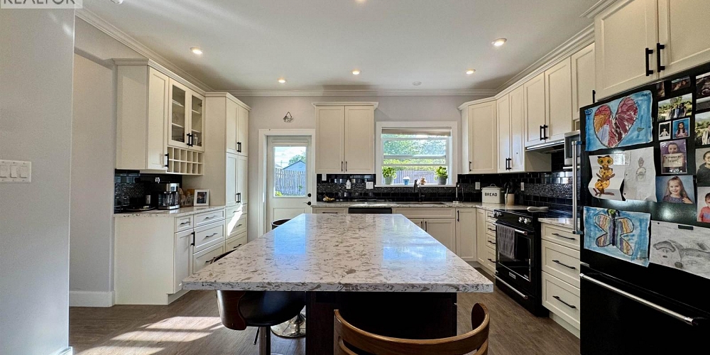 1005 EDWARD AVENUE Prince Rupert Photo 12