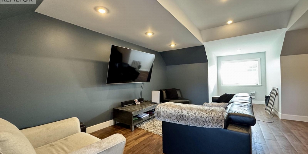 1005 EDWARD AVENUE Prince Rupert Photo 17