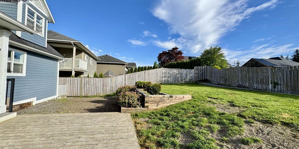 1005 EDWARD AVENUE Prince Rupert Photo 33