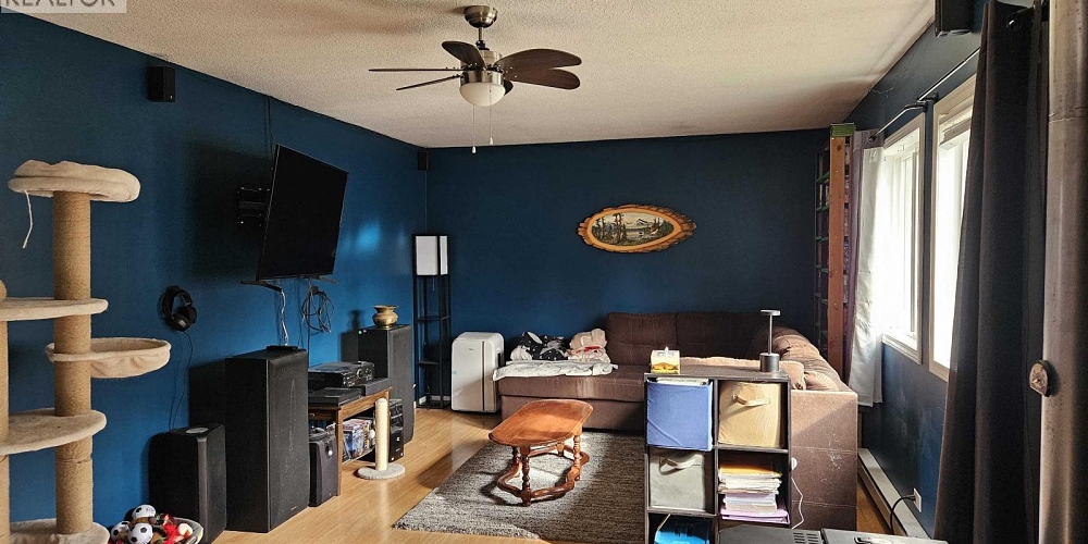 3515 KALUM STREET Terrace Photo 4