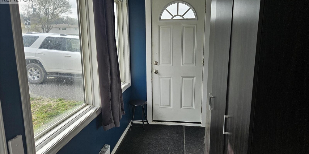 3515 KALUM STREET Terrace Photo 7