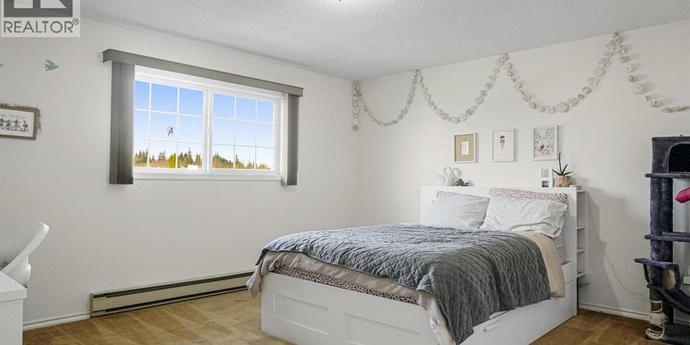 140 SMITH STREET Kitimat Photo 16