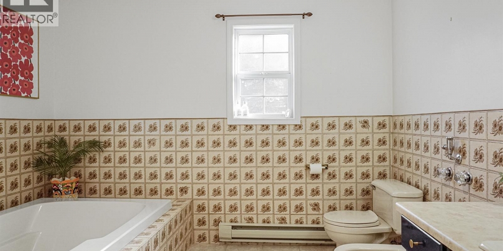 140 SMITH STREET Kitimat Photo 19