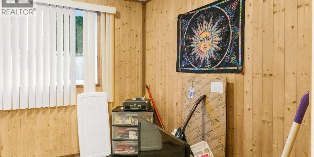 48 584 COLUMBIA AVENUE Kitimat Photo 11