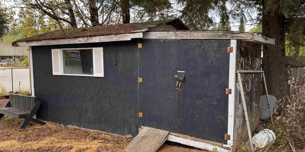 1 3889 MULLER AVENUE Terrace Photo 24