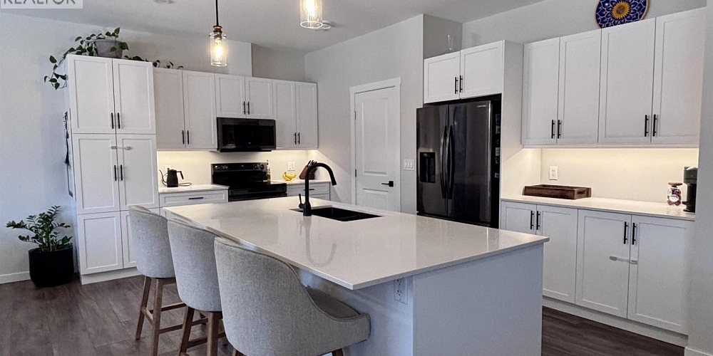 3903 WIRTL STREET Terrace Photo 4