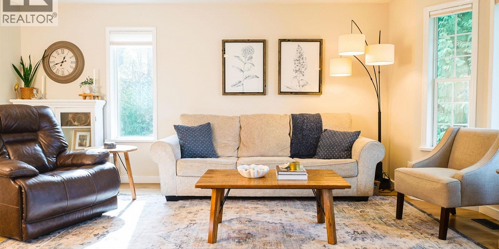 2304 CRAMER STREET Terrace Photo 15