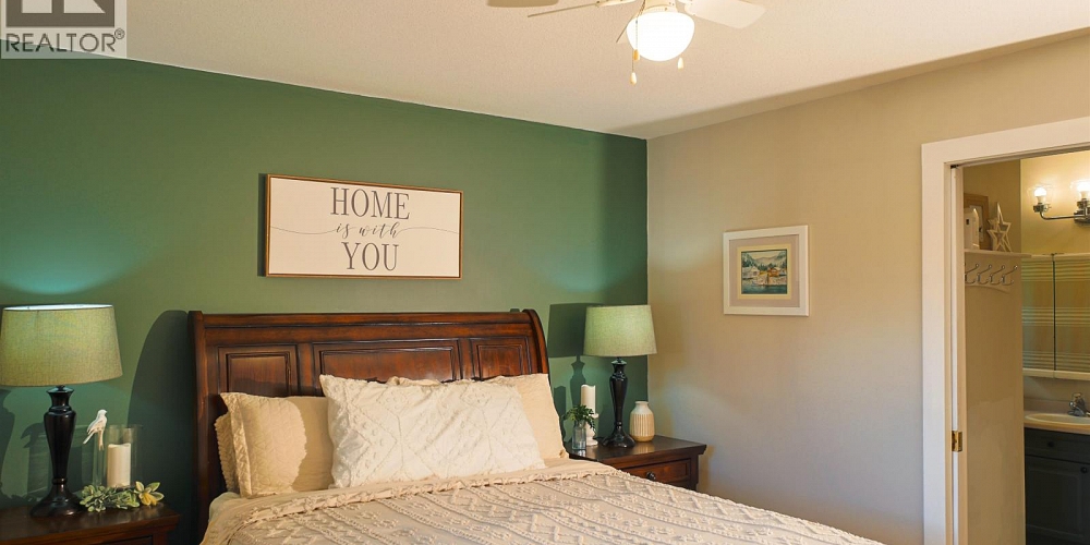 2304 CRAMER STREET Terrace Photo 22