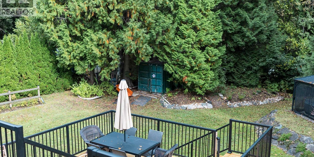 2304 CRAMER STREET Terrace Photo 7