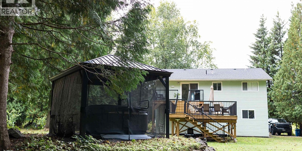 2304 CRAMER STREET Terrace Photo 8