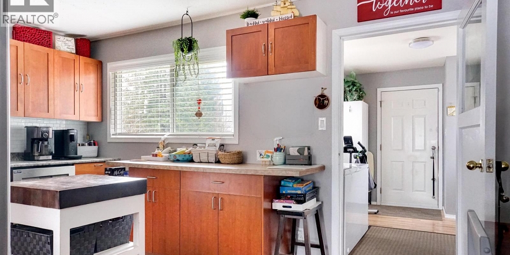 121 LIARD STREET Kitimat Photo 4