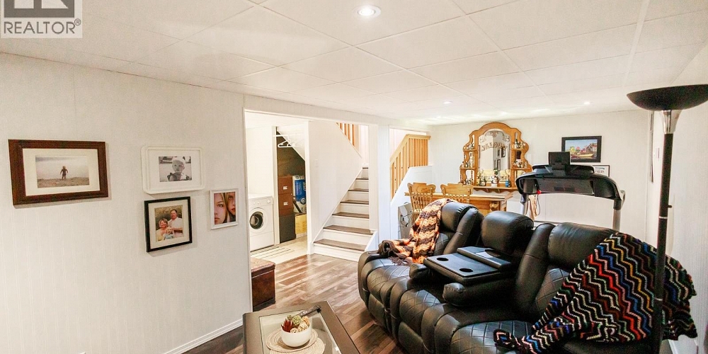 60 DUNN STREET Kitimat Photo 17