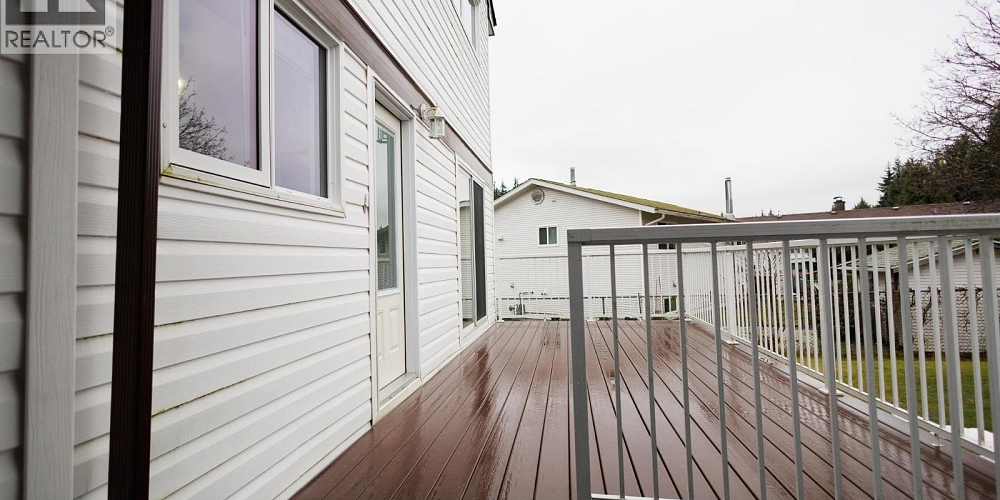 60 DUNN STREET Kitimat Photo 24