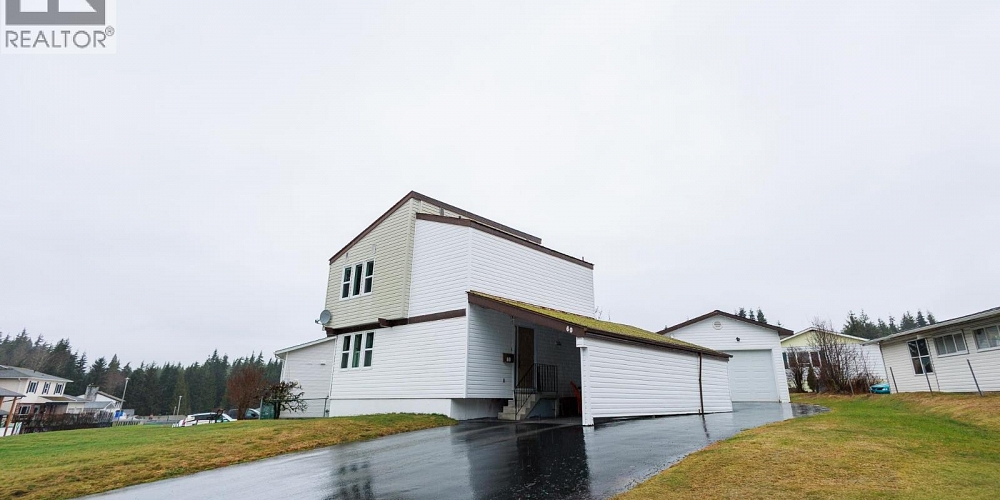 60 DUNN STREET Kitimat Photo 35