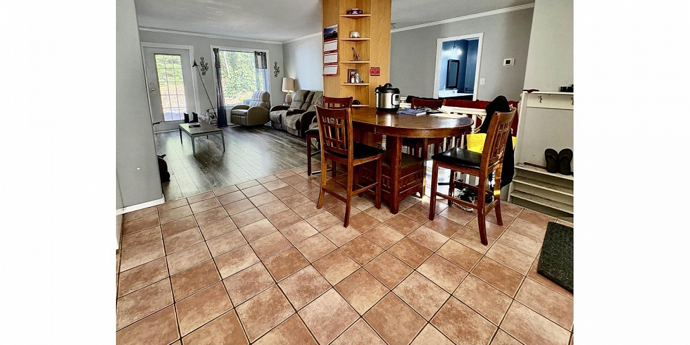 68 BABINE STREET Kitimat Photo 2