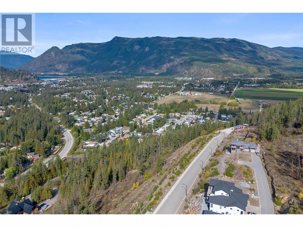 274 Bayview Drive Sicamous Photo 8
