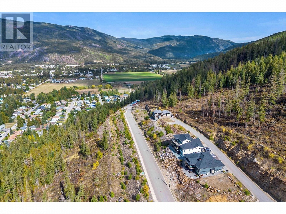 274 Bayview Drive Sicamous Photo 9