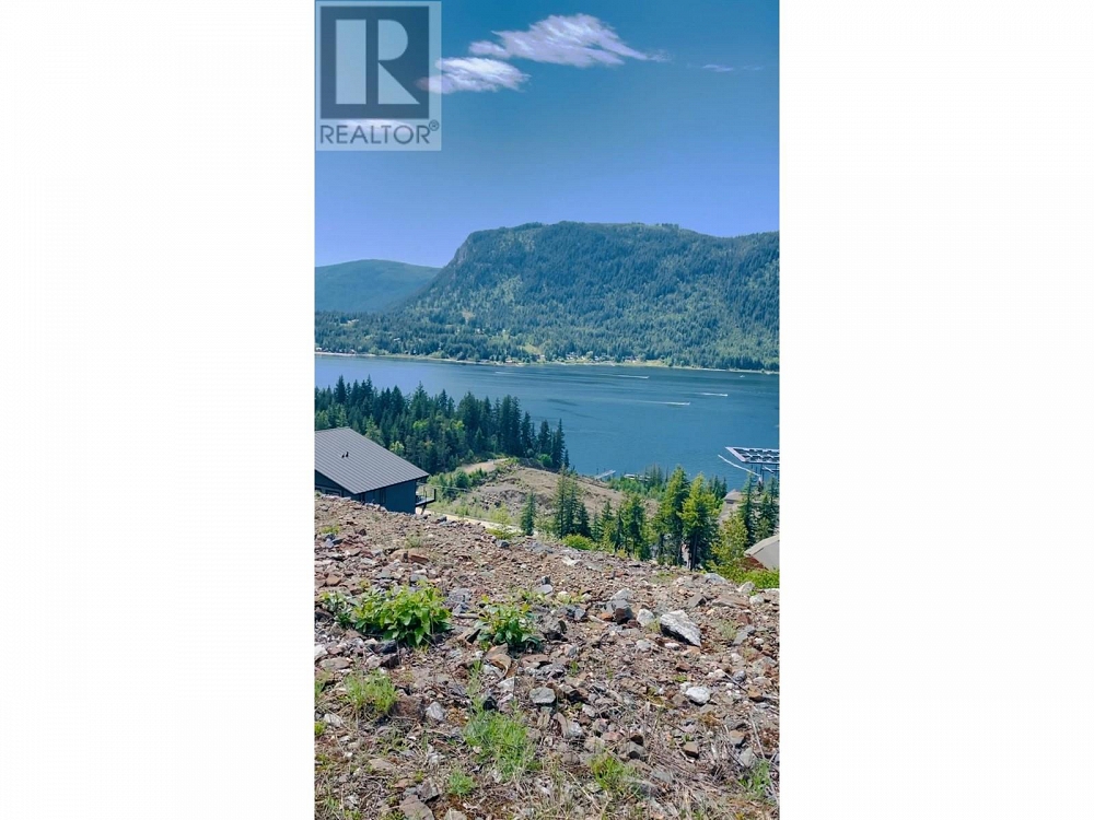246 Bayview Drive Sicamous Photo 3